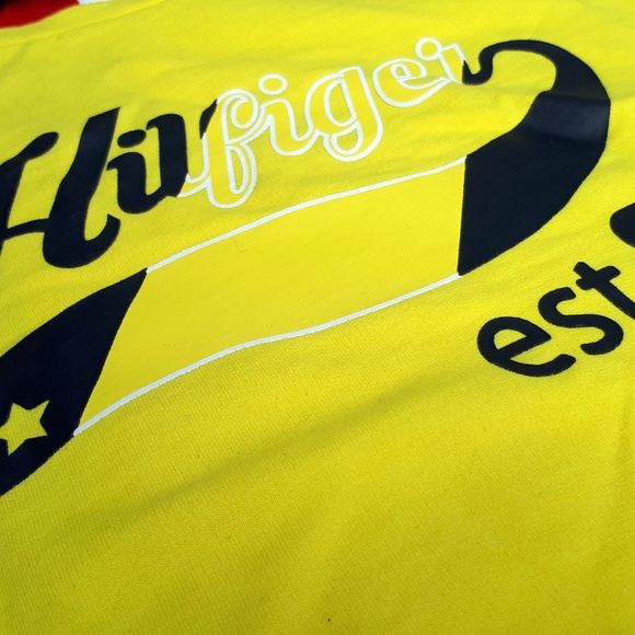 Tommy Hilfiger Crewneck W/ Pocket Lemon NWT LARGE - Picture 4 of 8